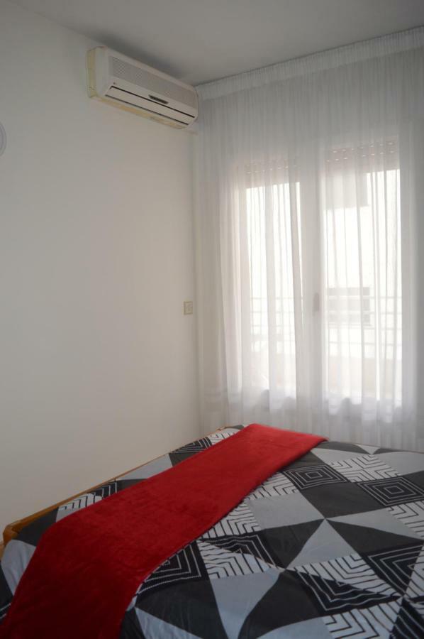 Apartamento Completo 200M Playa Daire Roses Dış mekan fotoğraf