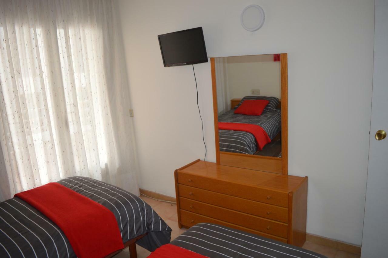 Apartamento Completo 200M Playa Daire Roses Dış mekan fotoğraf
